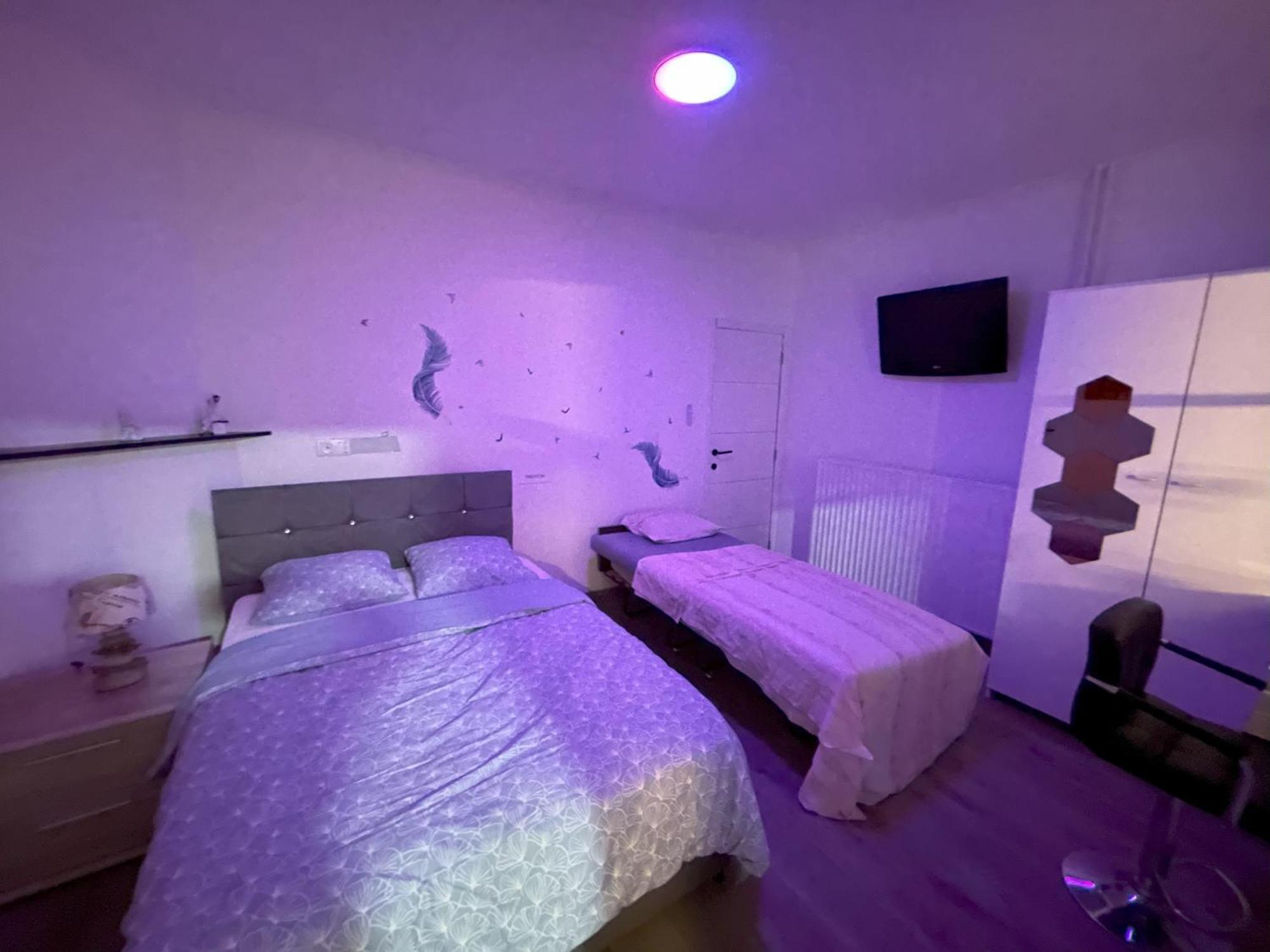 Cozy&Calm Room With Ensuite Heers Kültér fotó
